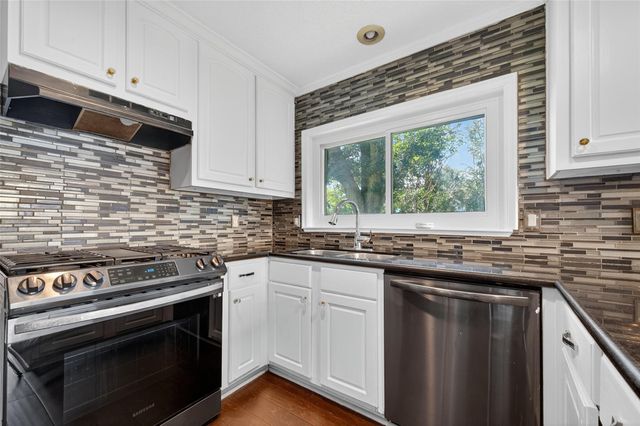 13327 Harpers Bridge Drive, Houston, TX 77041