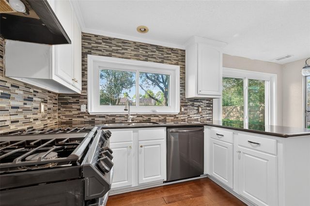 13327 Harpers Bridge Drive, Houston, TX 77041