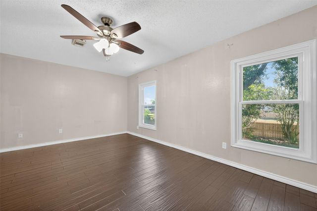 13327 Harpers Bridge Drive, Houston, TX 77041
