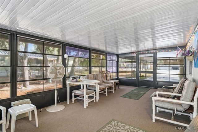 6395 W Flanders Lane, Crystal River, FL 34429