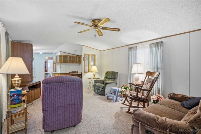 6395 W Flanders Lane, Crystal River, FL 34429