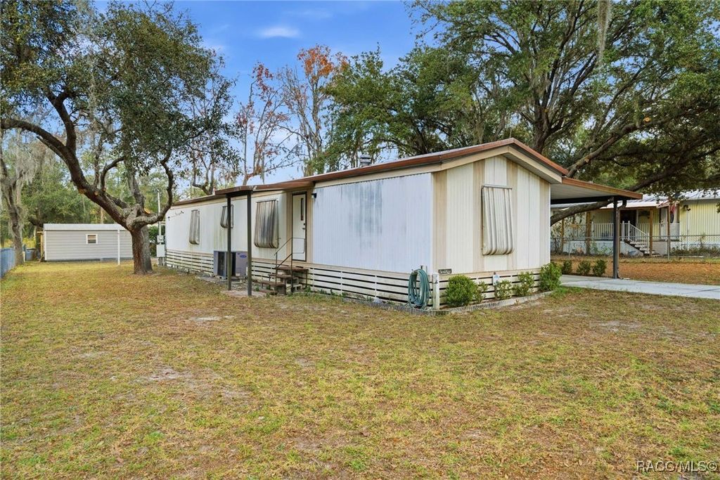 6395 W Flanders Lane, Crystal River, FL 34429