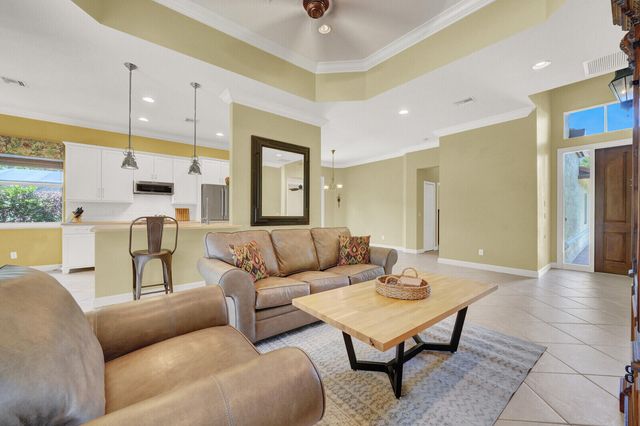 7726 GREENBRIER Circle, Port St. Lucie, Port St Lucie, FL 34986