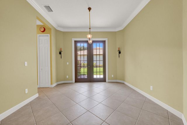 7726 GREENBRIER Circle, Port St. Lucie, Port St Lucie, FL 34986