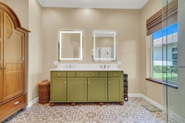 7726 GREENBRIER Circle, Port St. Lucie, Port St Lucie, FL 34986