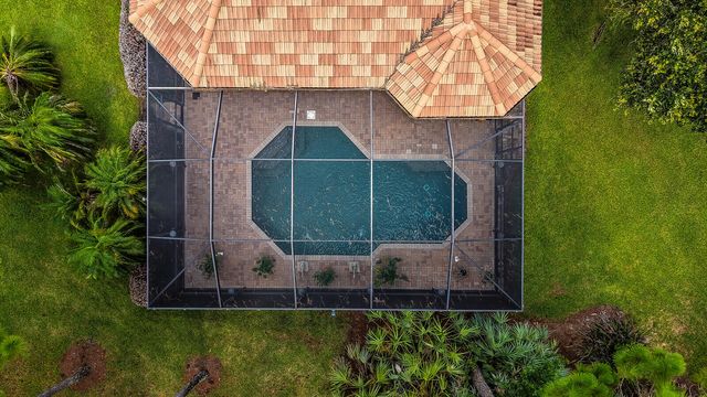 7726 GREENBRIER Circle, Port St. Lucie, Port St Lucie, FL 34986