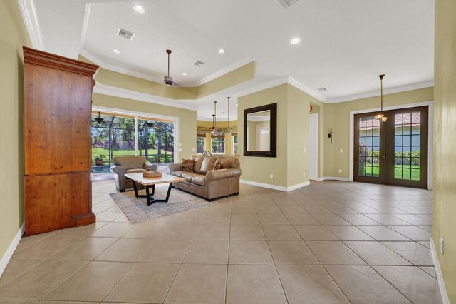 7726 GREENBRIER Circle, Port St. Lucie, Port St Lucie, FL 34986