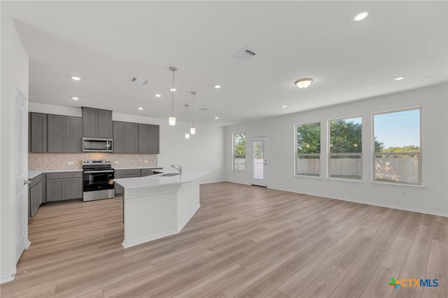 703 Ryan Street, Belton, TX 76513