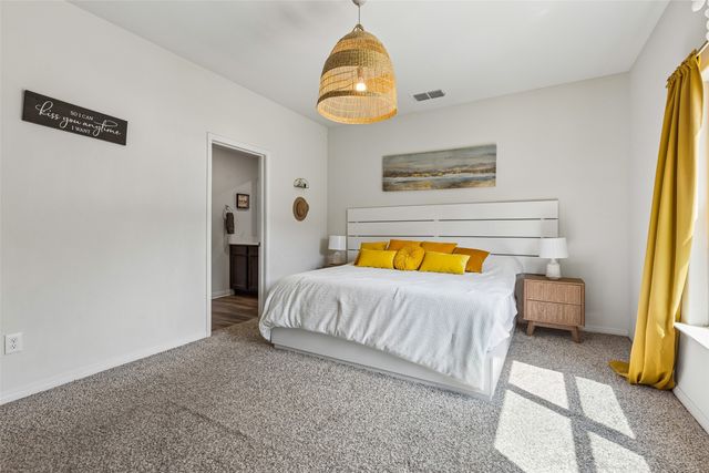 148 Bandana Circle, Newark, TX 76071