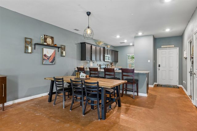 148 Bandana Circle, Newark, TX 76071