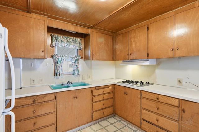1555 Merrill 43, Santa Cruz, CA 95062