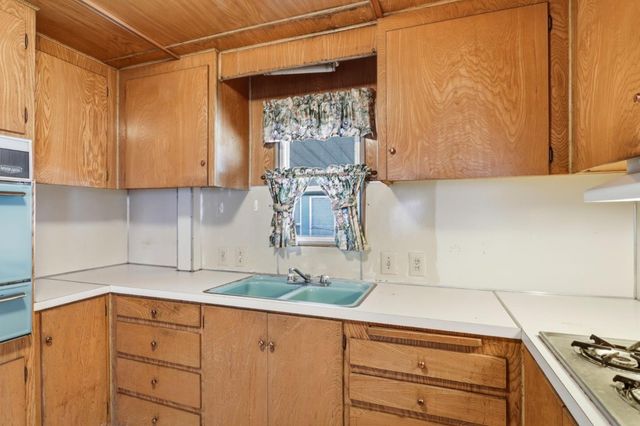 1555 Merrill 43, Santa Cruz, CA 95062