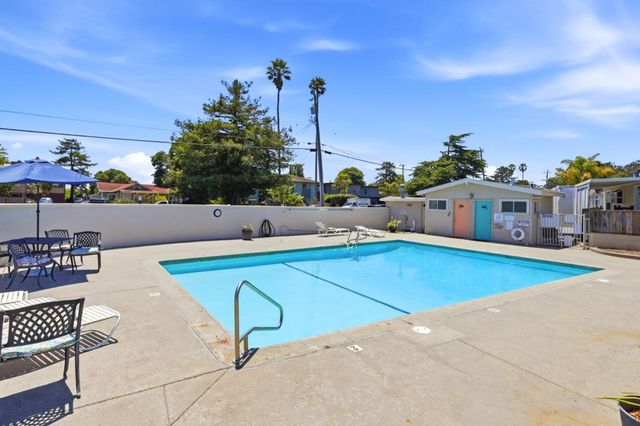1555 Merrill 43, Santa Cruz, CA 95062