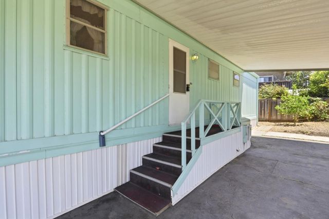 1555 Merrill 43, Santa Cruz, CA 95062