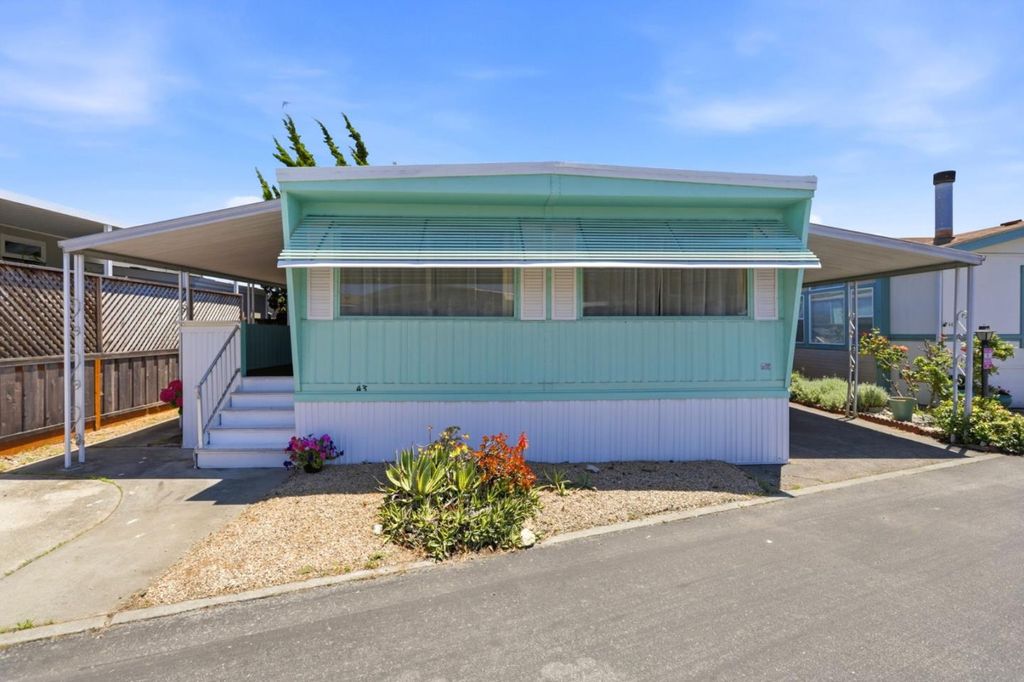 1555 Merrill 43, Santa Cruz, CA 95062