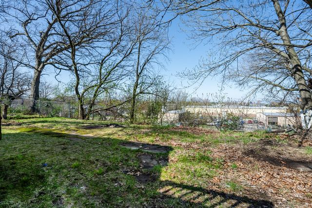 550 Sherman Court, Benton Harbor, MI 49022