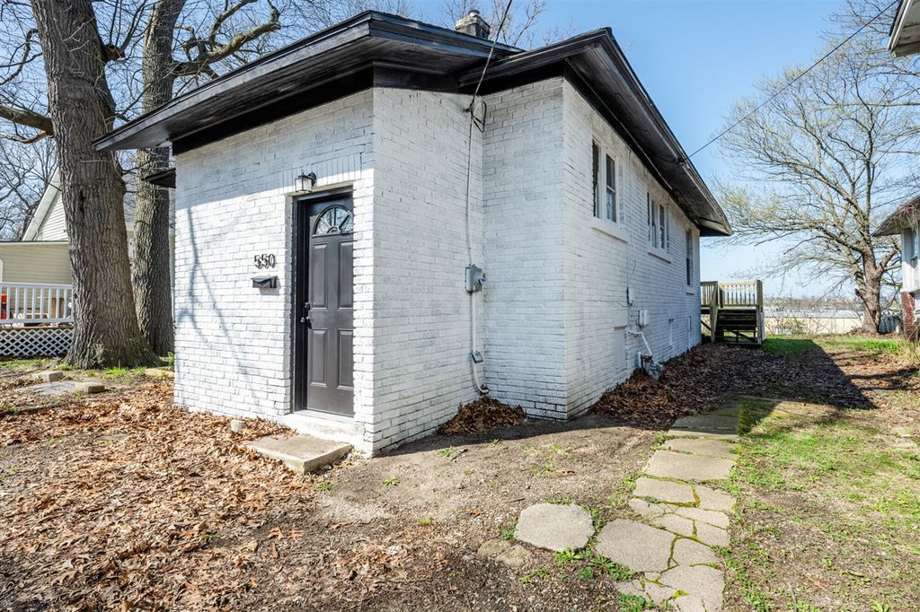 550 Sherman Court, Benton Harbor, MI 49022