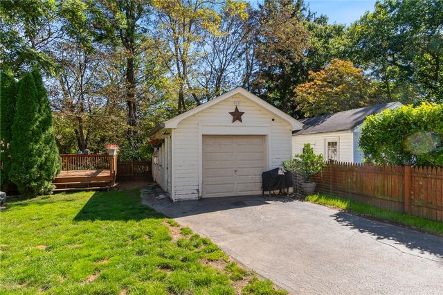 235 Wildmere Road, Irondequoit, NY 14617