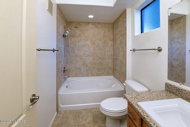 2550 E River Rd Unit 14106, Tucson, AZ 85718