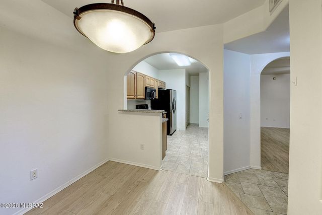 2550 E River Rd Unit 14106, Tucson, AZ 85718