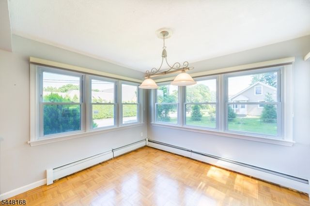 1 Tonneson Dr, Roxbury Twp., NJ 07876