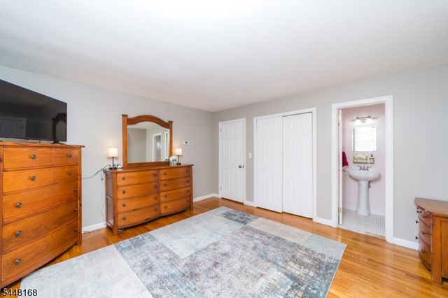 1 Tonneson Dr, Roxbury Twp., NJ 07876