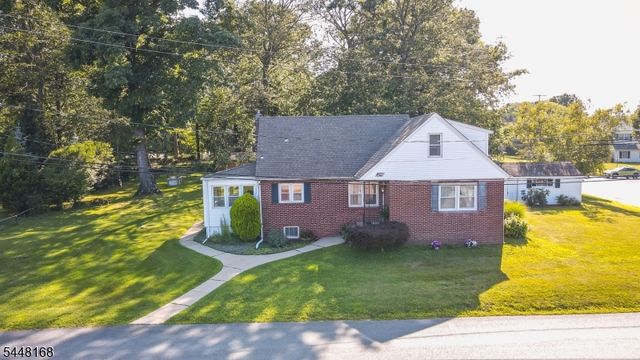 1 Tonneson Dr, Roxbury Twp., NJ 07876