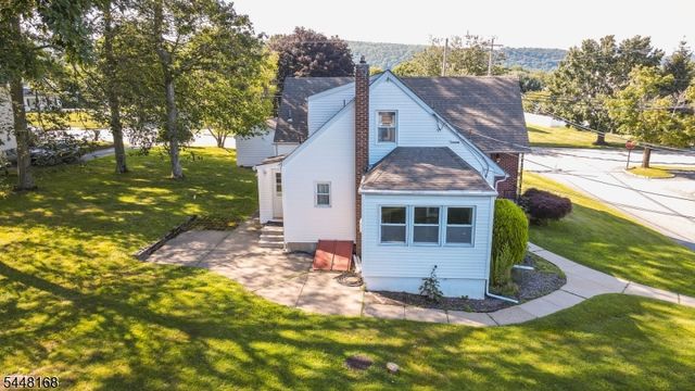 1 Tonneson Dr, Roxbury Twp., NJ 07876