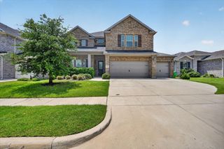 3009 Stallion Trail Way, Aubrey, TX 76227