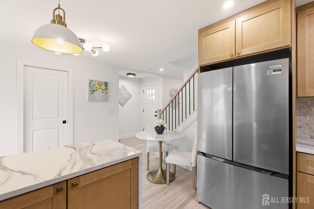 23 Morse Avenue, Edison, NJ 08817