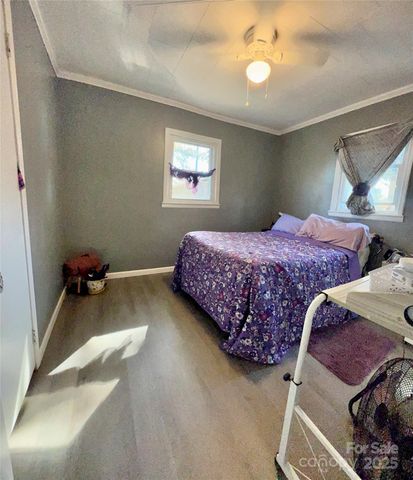 240 Hamrick Road, Mooresboro, NC 28114