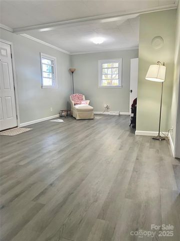 240 Hamrick Road, Mooresboro, NC 28114