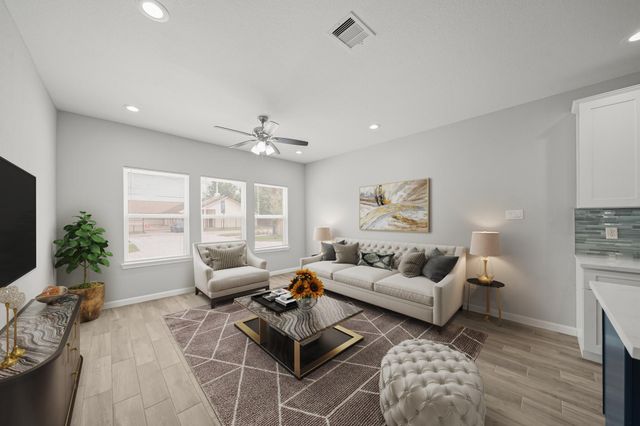 4338 Brinkley St B, Houston, TX 77051