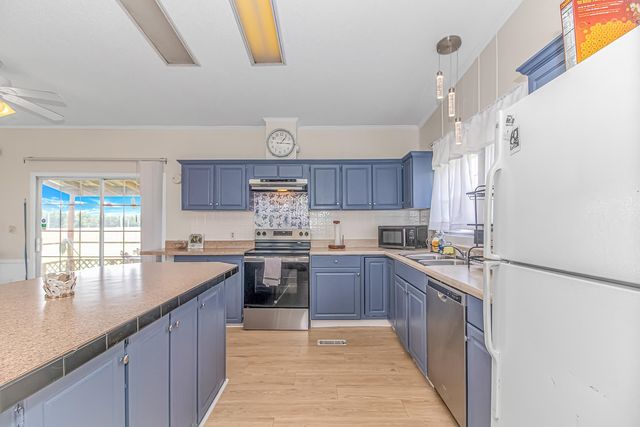 3415 Green Sea Rd., Green Sea, SC 29545