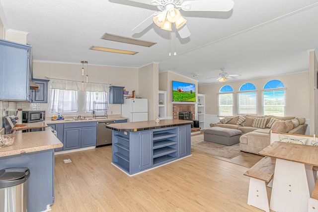 3415 Green Sea Rd., Green Sea, SC 29545
