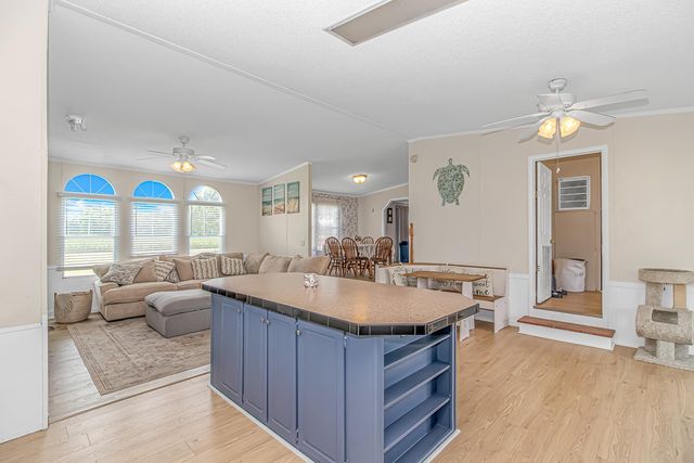 3415 Green Sea Rd., Green Sea, SC 29545