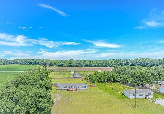 3415 Green Sea Rd., Green Sea, SC 29545