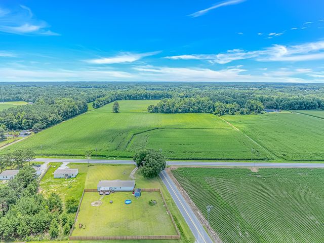 3415 Green Sea Rd., Green Sea, SC 29545