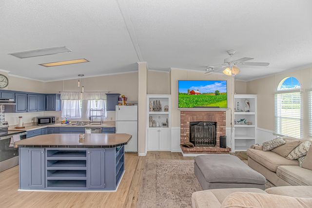 3415 Green Sea Rd., Green Sea, SC 29545