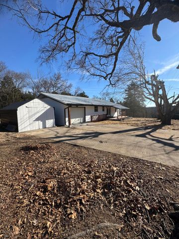 501 E Pine St, Diamond City, AR 72644