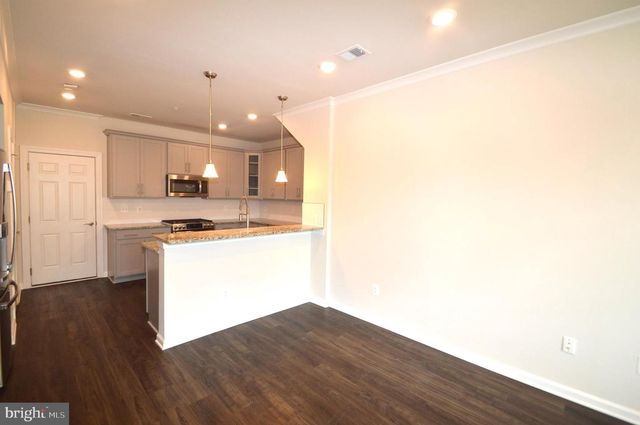 45091 CAPPAMORE TER, Sterling, VA 20166