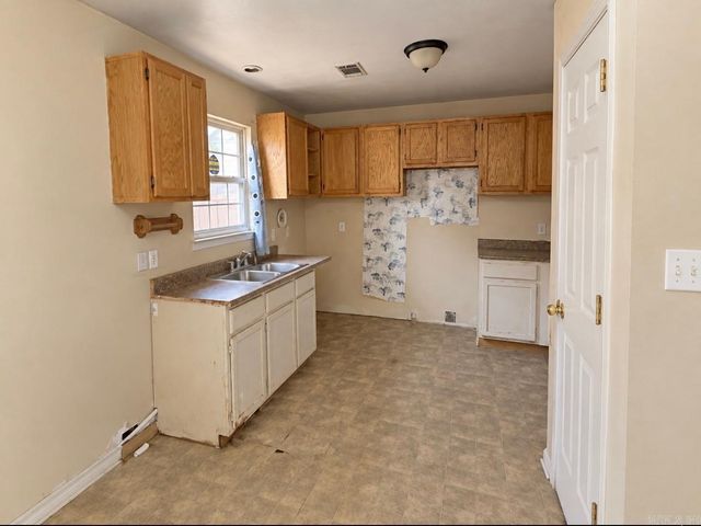 3216 Lamar, Little Rock, AR 72205