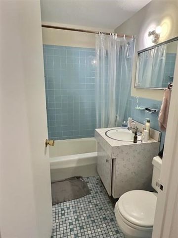 1039 Commonwealth Ave 36, Boston, MA 02215