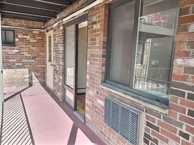 1039 Commonwealth Ave 36, Boston, MA 02215