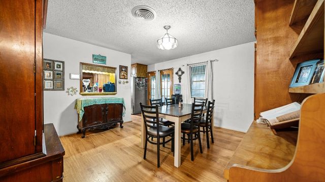13606 River Forest Dr, Corpus Christi, TX 78410