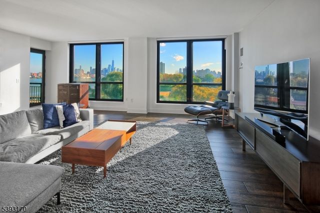 1025 Maxwell Ln 1104, Hoboken City, NJ 07030