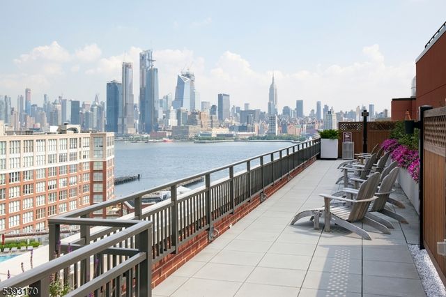 1025 Maxwell Ln 1104, Hoboken City, NJ 07030