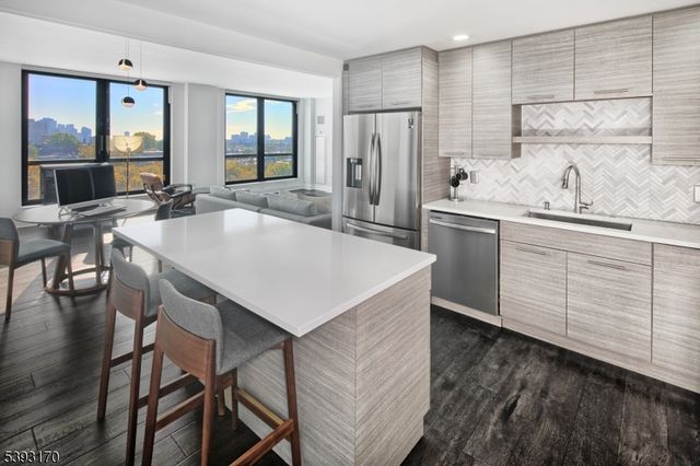 1025 Maxwell Ln 1104, Hoboken City, NJ 07030