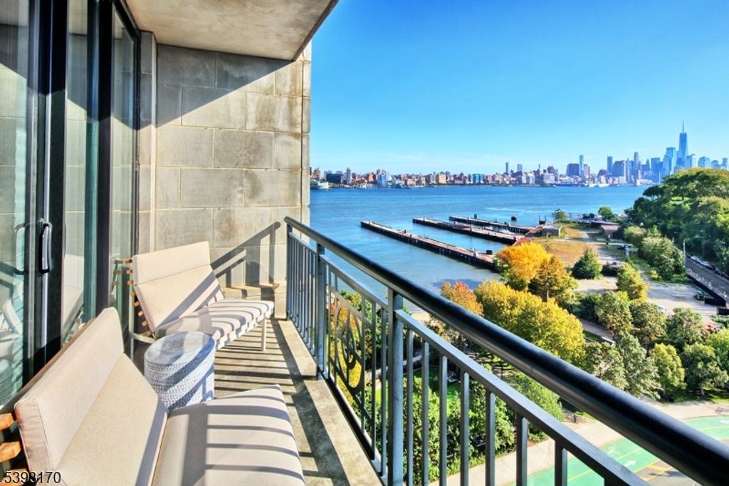 1025 Maxwell Ln 1104, Hoboken City, NJ 07030