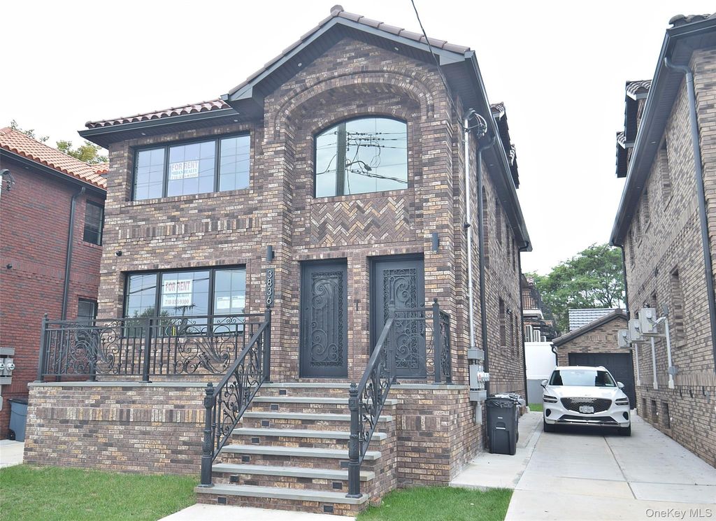 38-36 215st 2 Fl, Bayside, NY 11361
